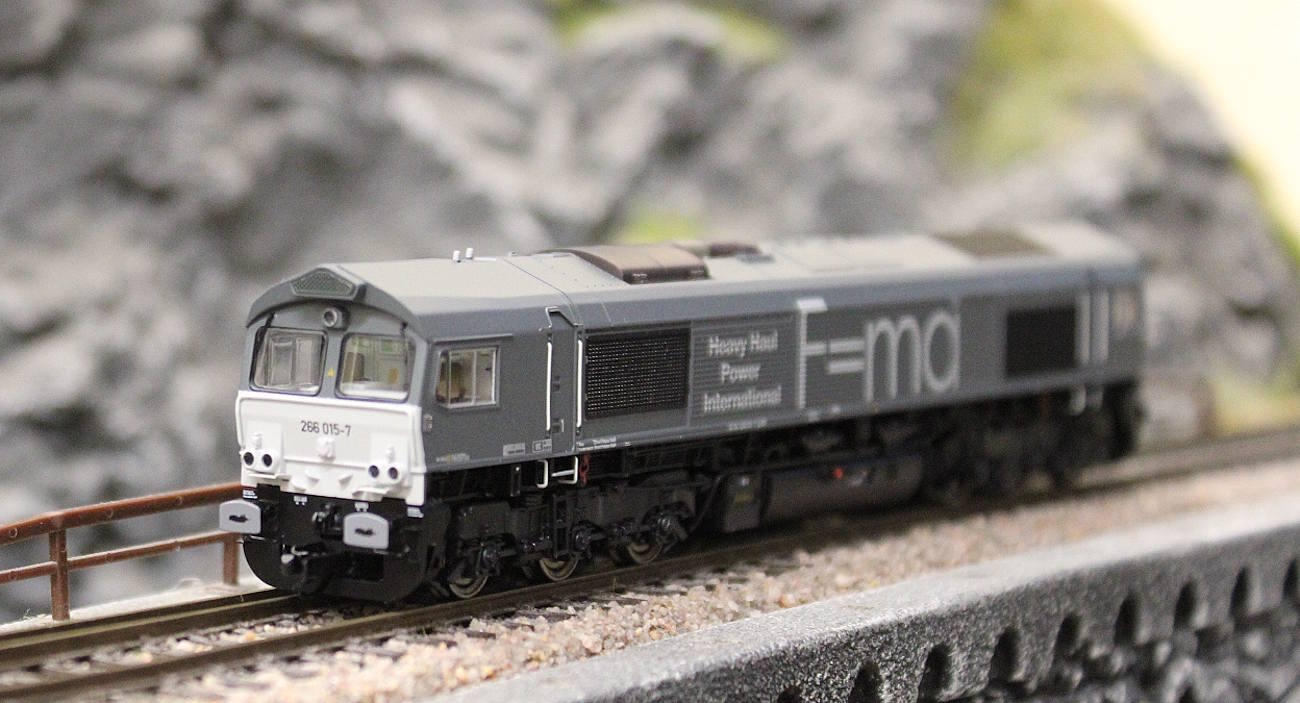 Arnold HN9069HM TT dieselelektrische Lokomotive Class 66 Heavy Haul Power, graue Farbgebung, Ep. VI, mit BLE-Sounddecoder