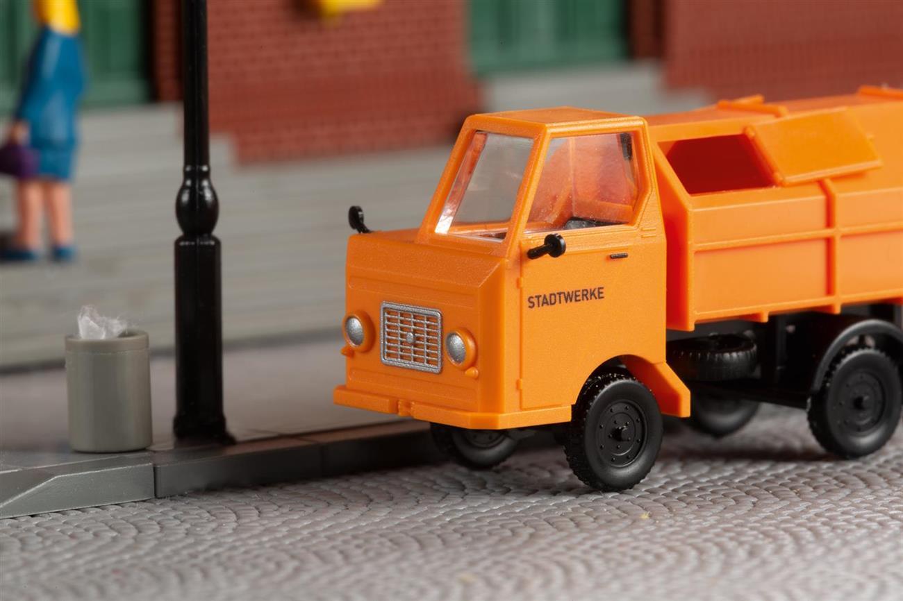 Auhagen 43677 H0 Multicar M22 mit Abfallsammelbehälter