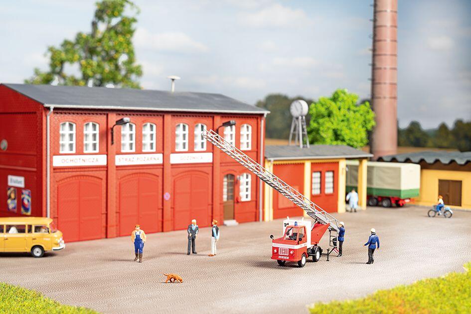 Auhagen 41688 H0 Multicar M22 Drabina obrotowa straży pożarnej