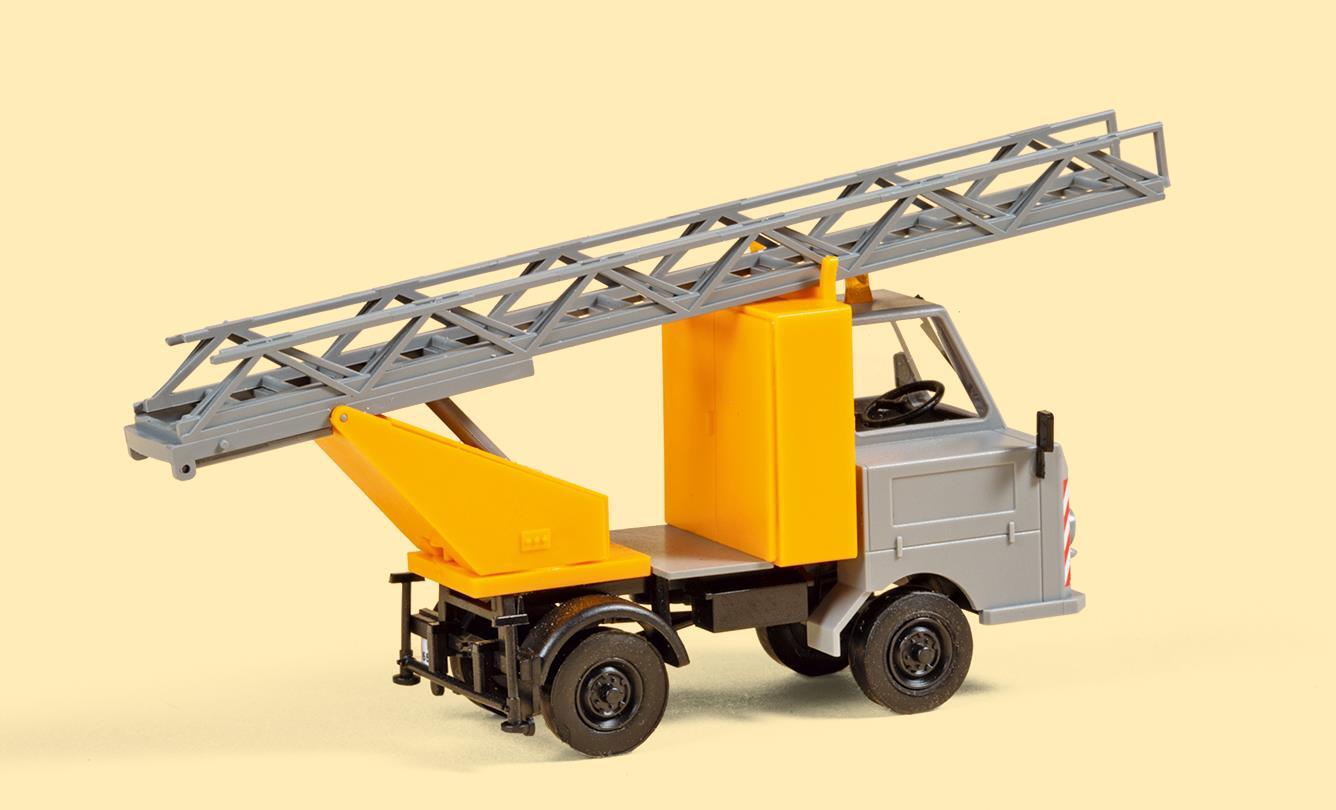 Auhagen 41689 H0 Multicar M22 Drehleiter Bauhof