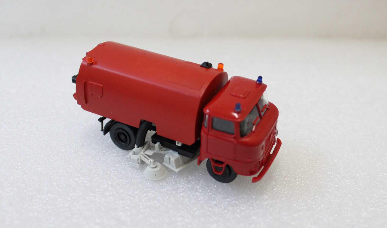 RK-Modelle 036830 IFA W50 Kehrmaschine Feuerwehr