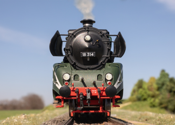 Trix T25029 Schlepptenderlokomotive BR 18 134 Öl DR `Schorsch´- Sound Version - Epoche III