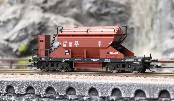 Hädl 113413-01 Sattelbodenselbstentladewagen DR