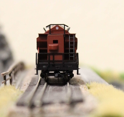 Hädl 113413-01 Sattelbodenselbstentladewagen DR