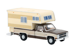 Brekina 19664 H0 Chevrolet C 20 Camper braun