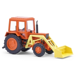 Busch 51317 H0 Belarus MTS-82 mit Frontlader und breiter...