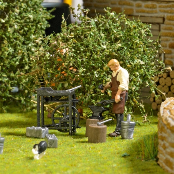 Busch 79856 H0 Action Set: Feldschmiede