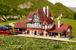 Piko 65000  G Bahnhof Neuffen