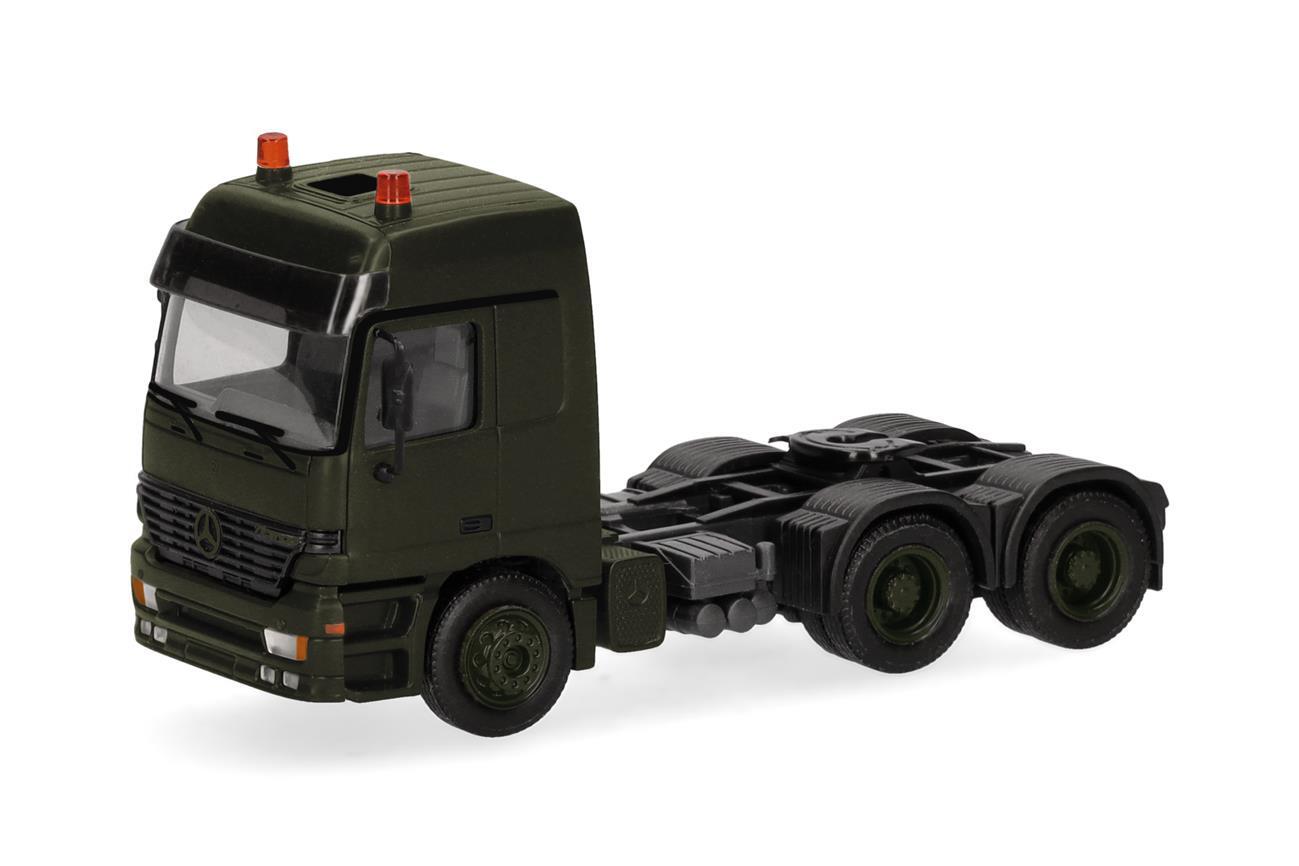Herpa 747264  MB Actros L (96) ZGM  6X4 oliv