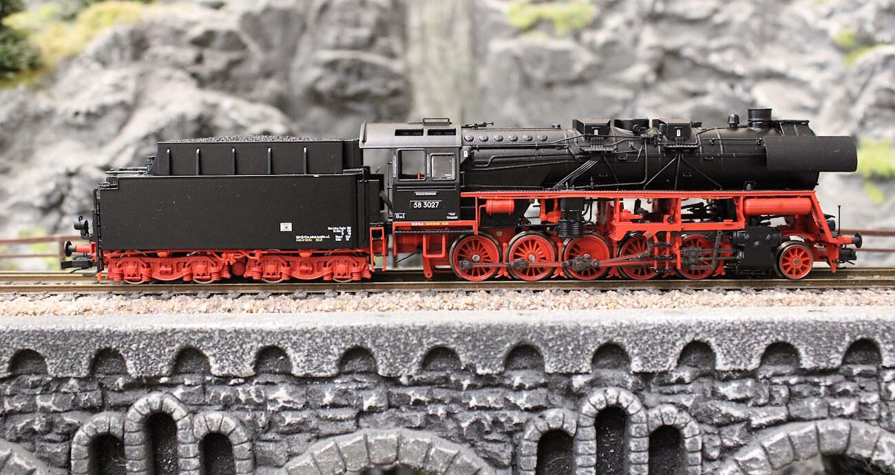 Saxonia 120106 TT Schlepptenderlokomotive BR 58 3027, T34 Tender,DR - Sound Version - Epoche III