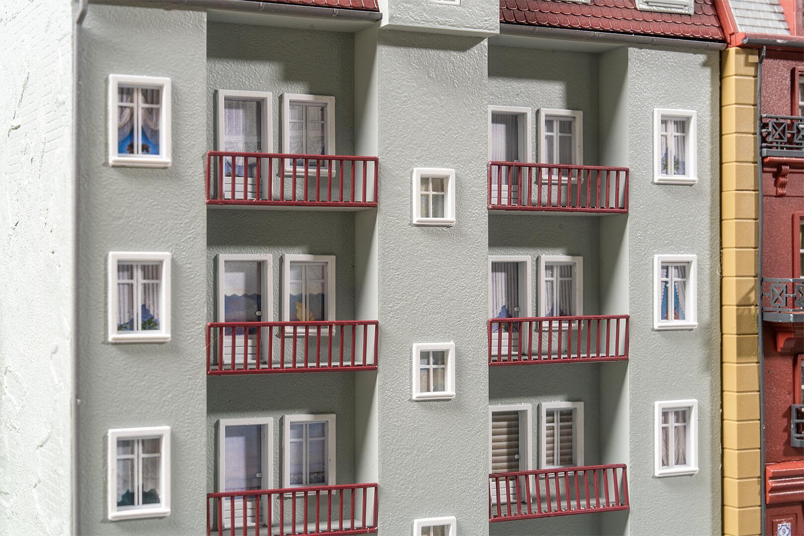 Faller 130751 H0 Wohnhaus Pritzwalk