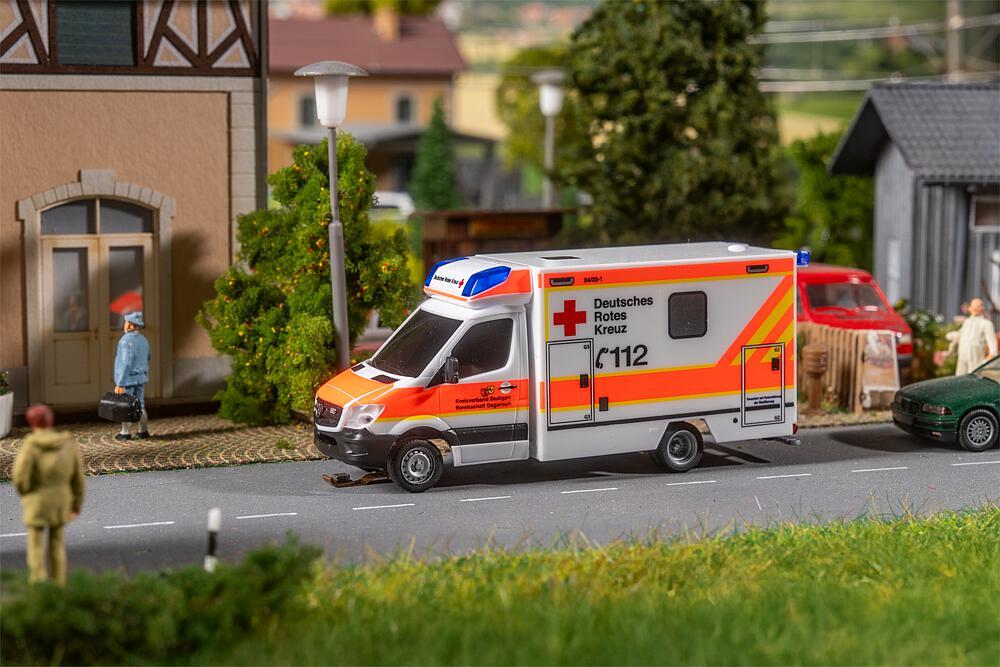 Faller 161445 H0 MB Sprinter Rettungswagen DRK (HERPA)