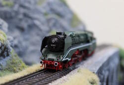Roco 7190017 TT Dampflokomotive BR 18 201 DR "65 Jahre" - Sound Version