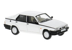 Brekina PCX870784 H0 Alfa Romeo 77 in weiß