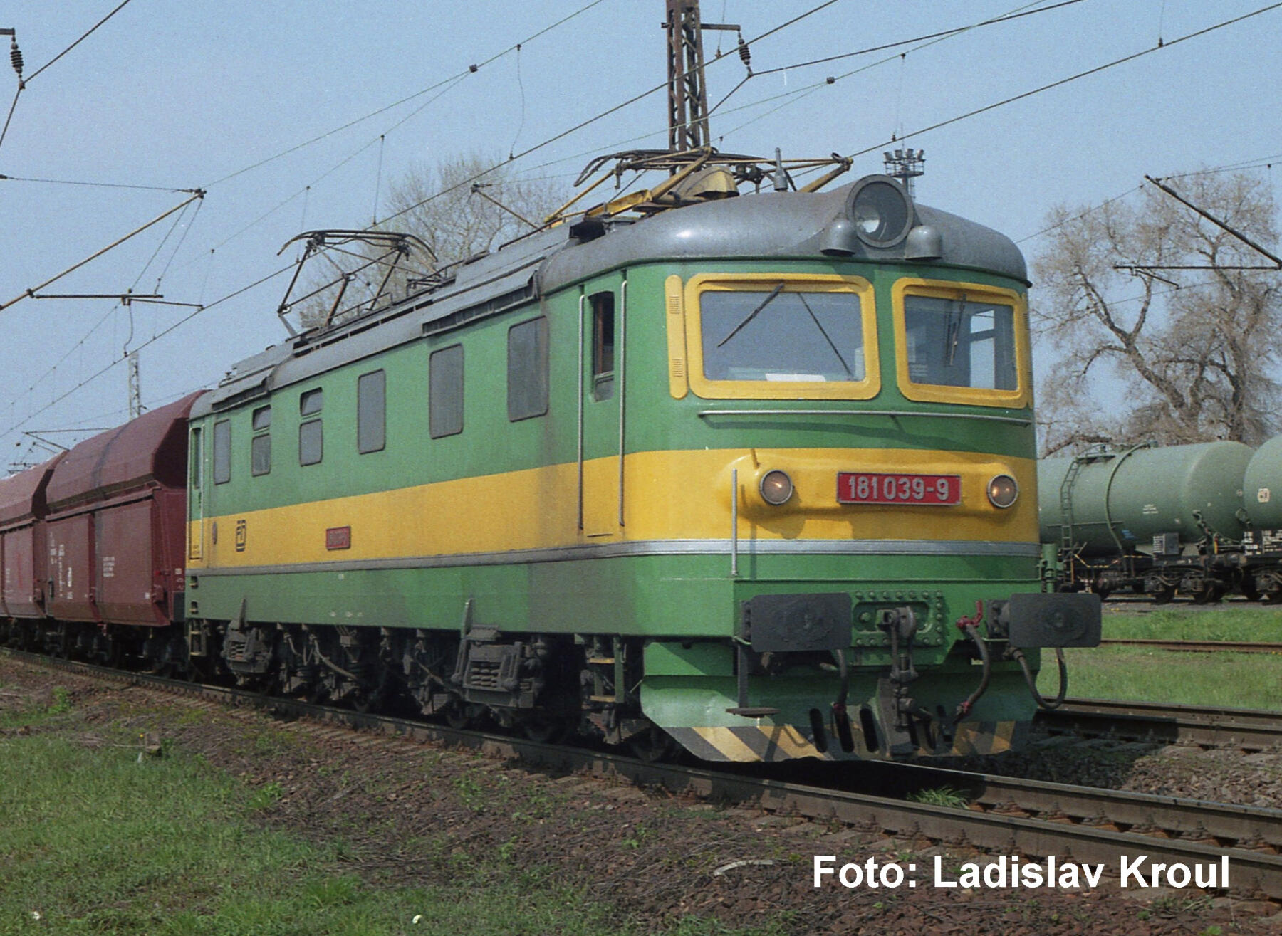 Piko 21027 H0 Elektrolokomotive BR 181 CD V