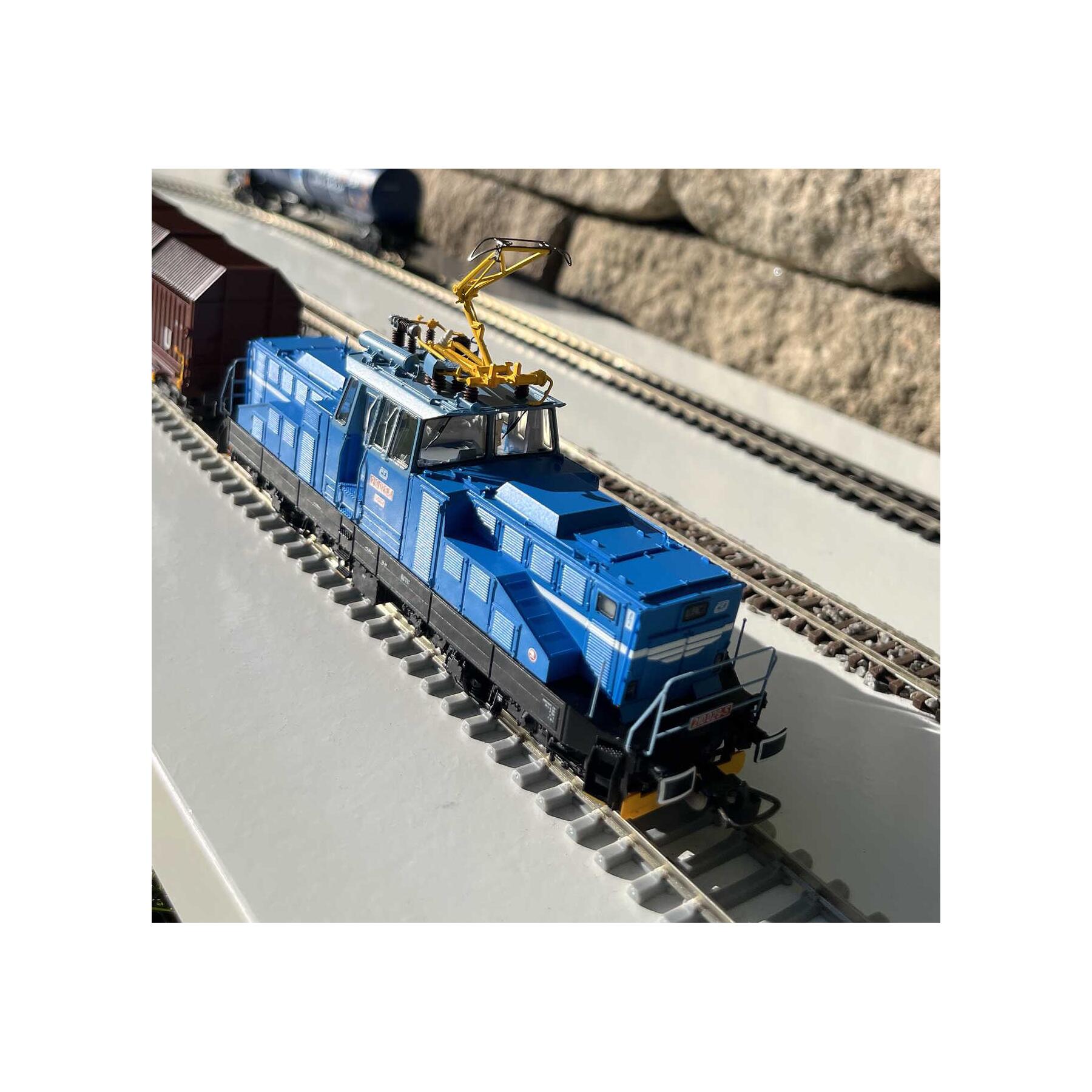 Piko 21084 H0 Elektrolokomotive BR 210 CD VI