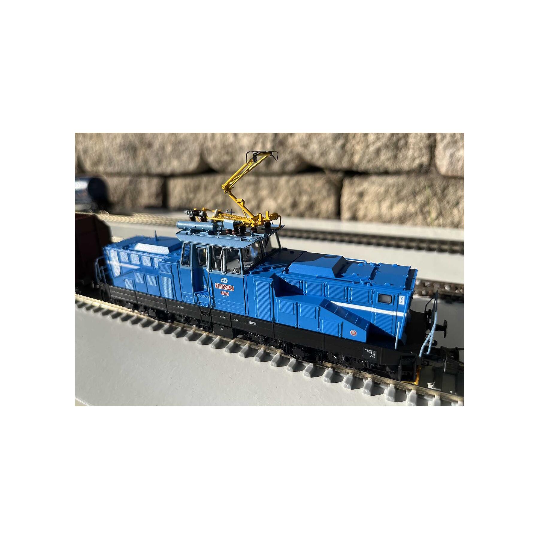 Piko 21084 H0 Elektrolokomotive BR 210 CD VI