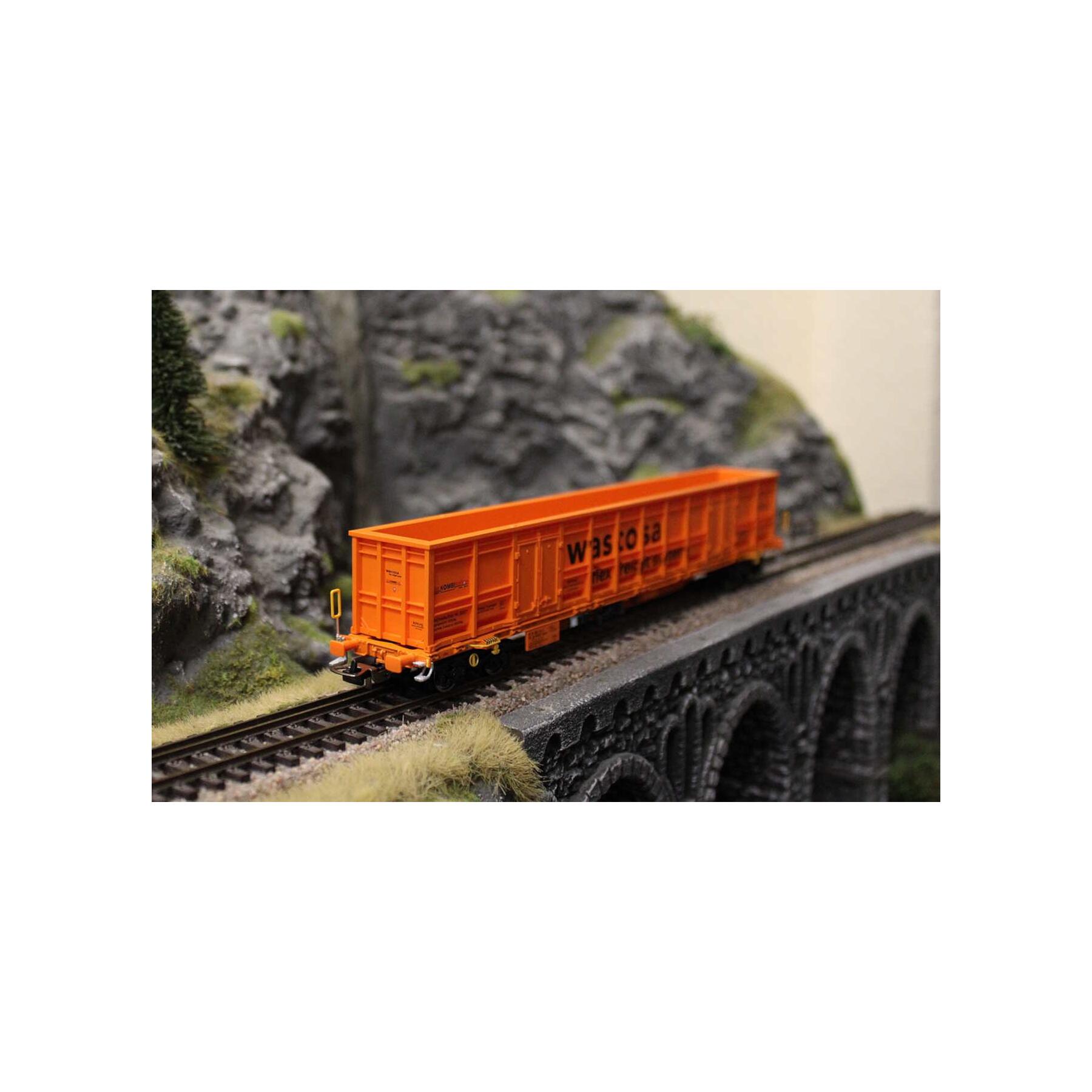 Piko 24553 H0 Containertragwagen Sgnns CH-Wasco VI