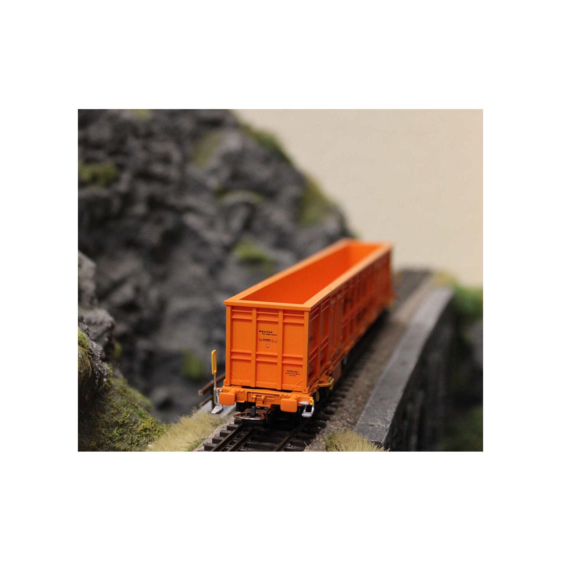 Piko 24553 H0 Containertragwagen Sgnns CH-Wasco VI