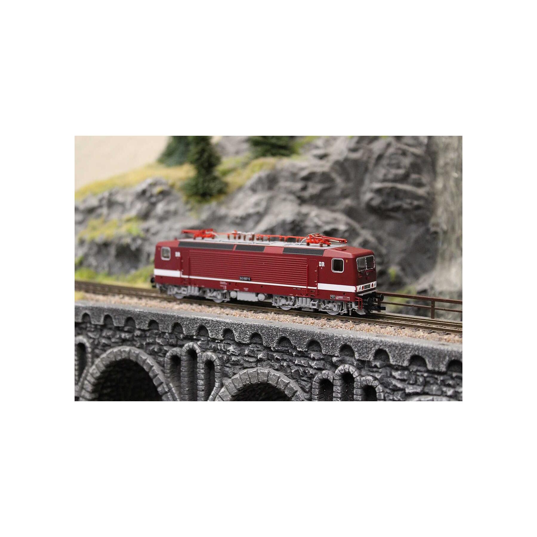 Piko 47816 TT Elektrolokomotive BR 243 DR IV