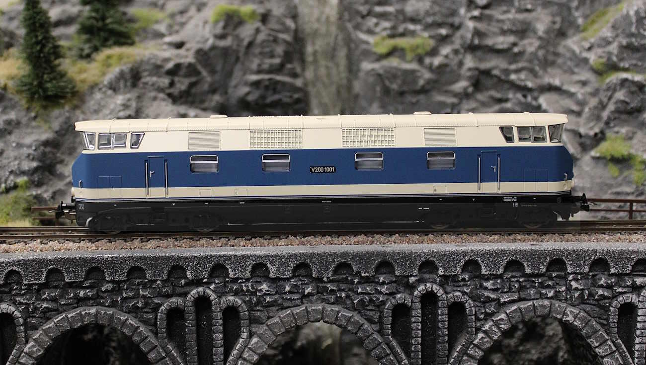 Piko 52585 H0 Diesellokomotive V200 1001 DR III Messe Leipzig - Sound Version