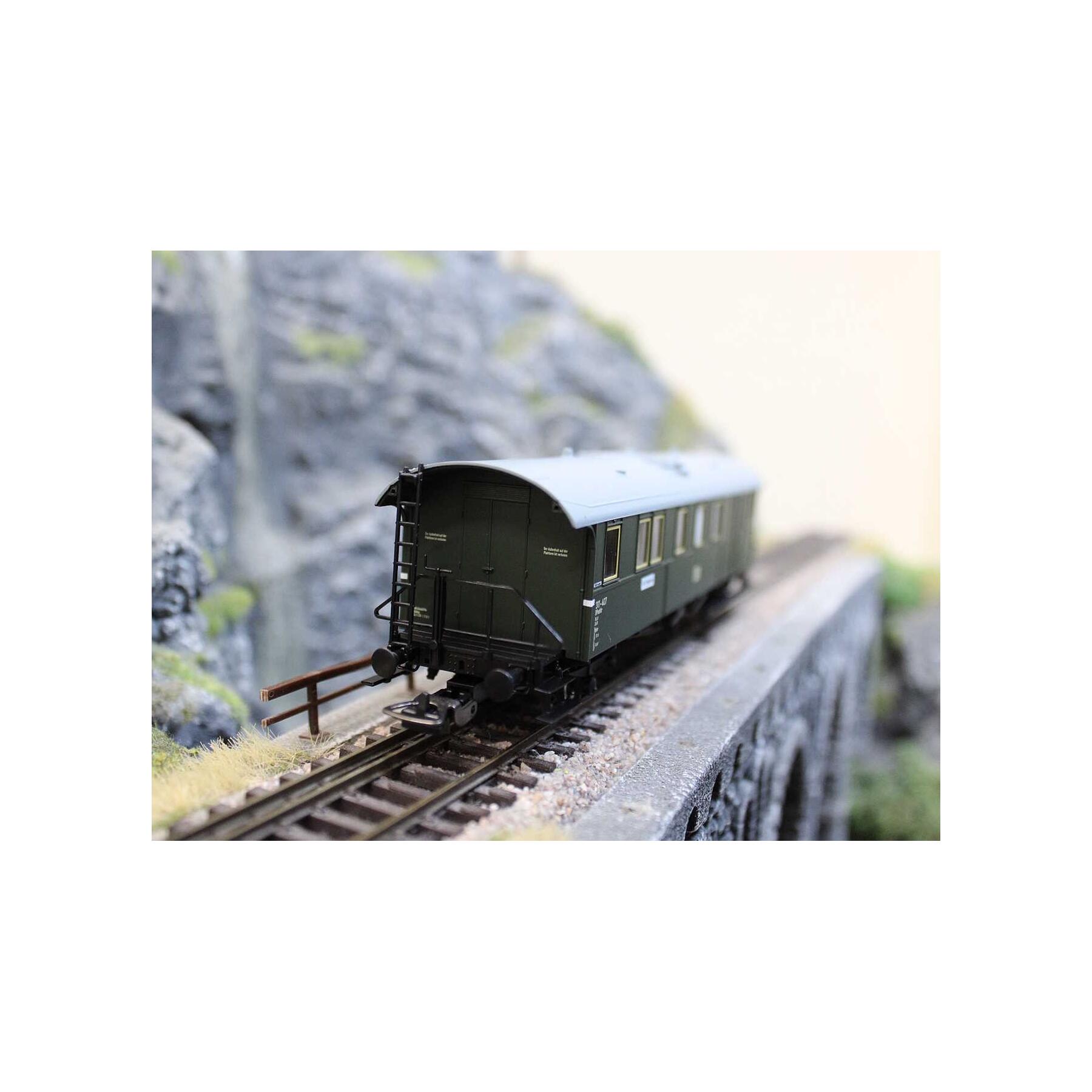 Piko 53138 H0 Post-Traglastwagen 2.Klasse DR III