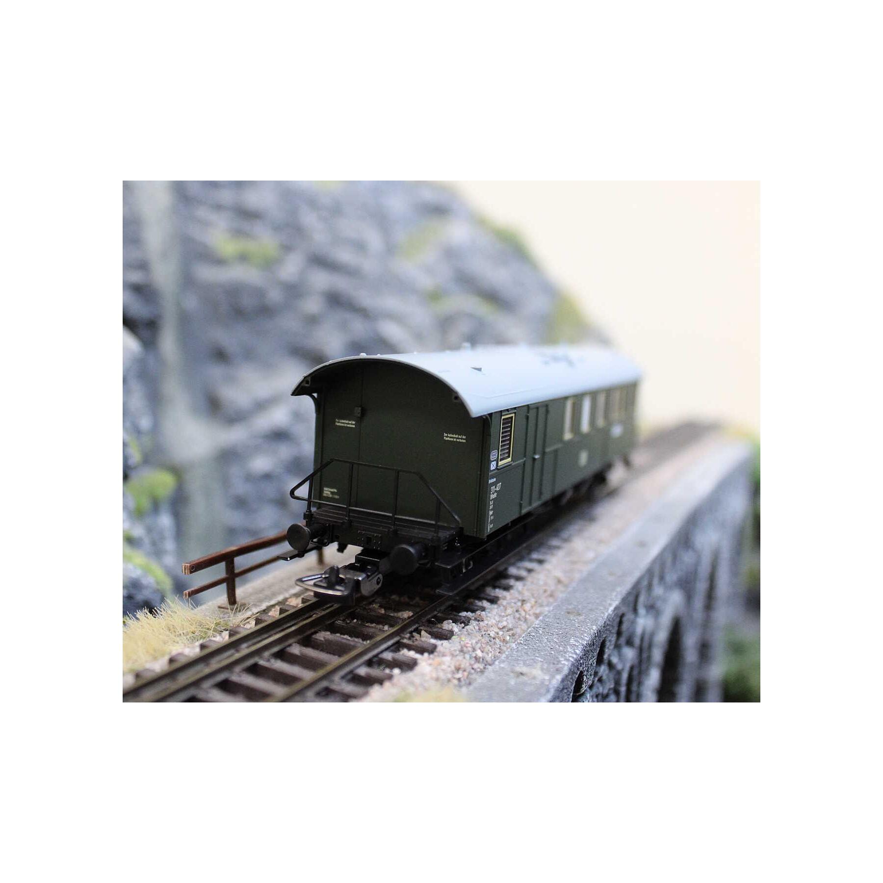Piko 53138 H0 Post-Traglastwagen 2.Klasse DR III