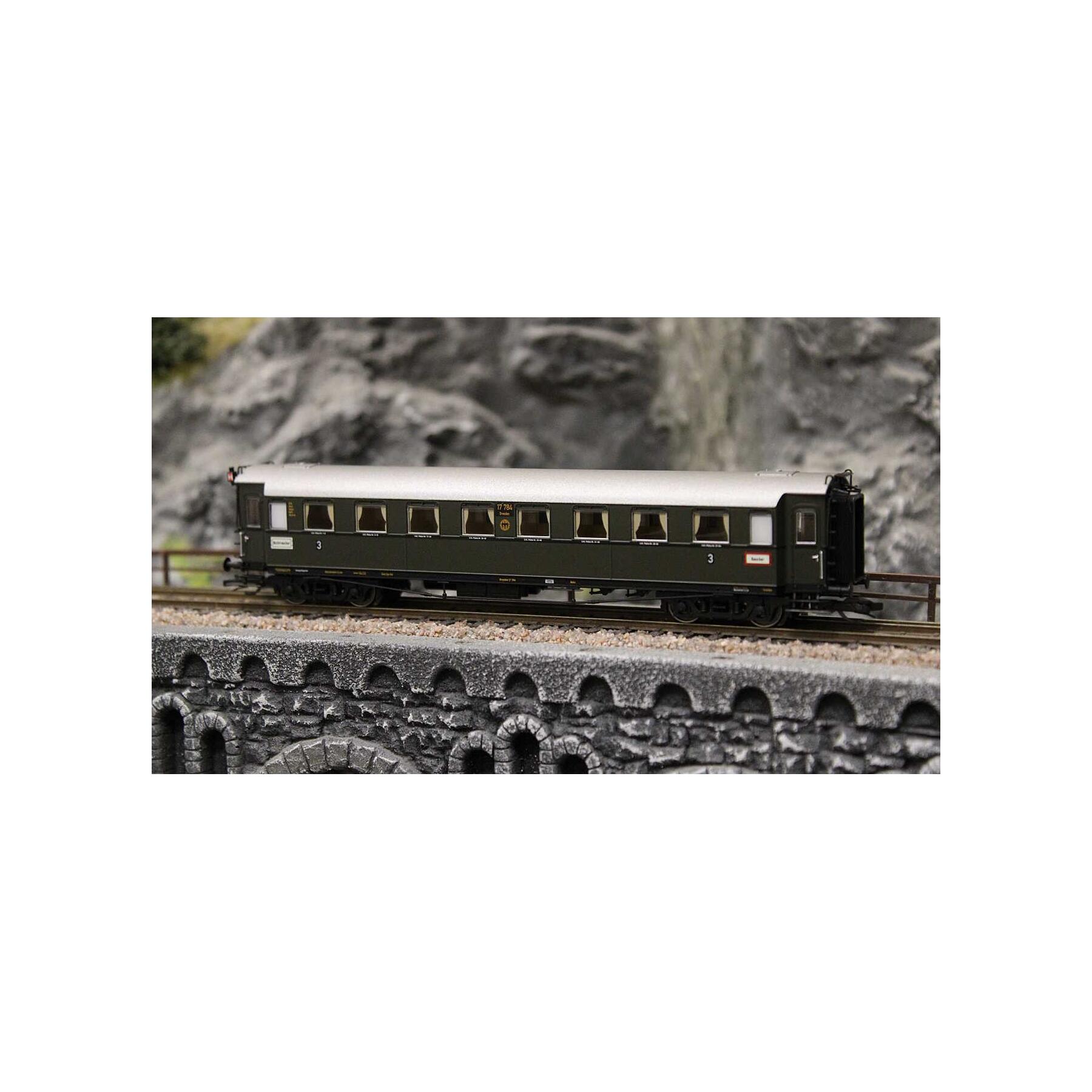 Saxonia 120226 TT Personenwagen C4Ü Sa 07, Schlusswg. m. Beleuchtung DRG Ep.II
