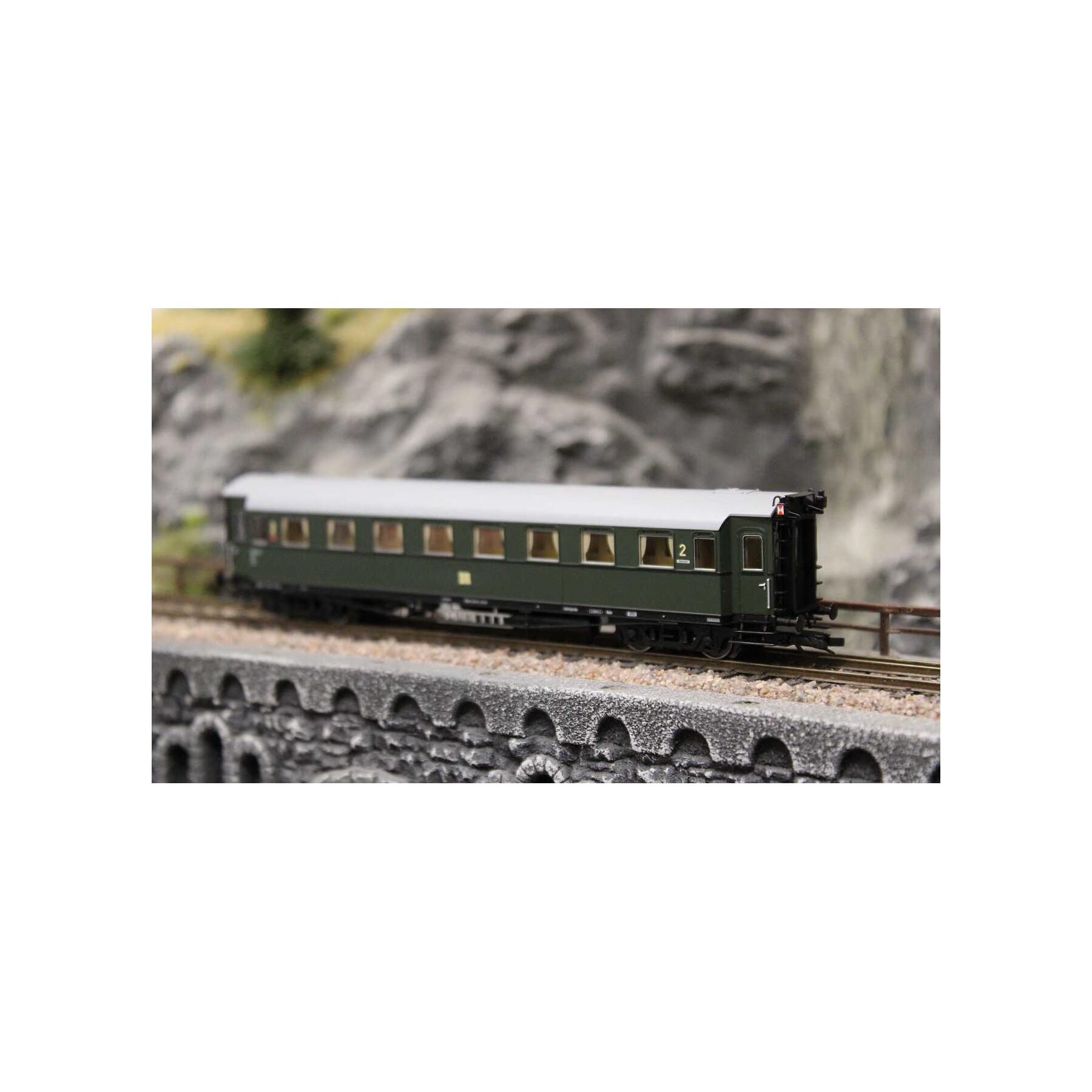 Saxonia 120228 TT Personenwagen C4Ü Sa 07, Schlusswg. m. Beleuchtung DR Ep.III