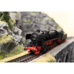 Trix 25535 H0 Dampflokomotive BR 52 DB mit Steifrahmentender - Sound Version