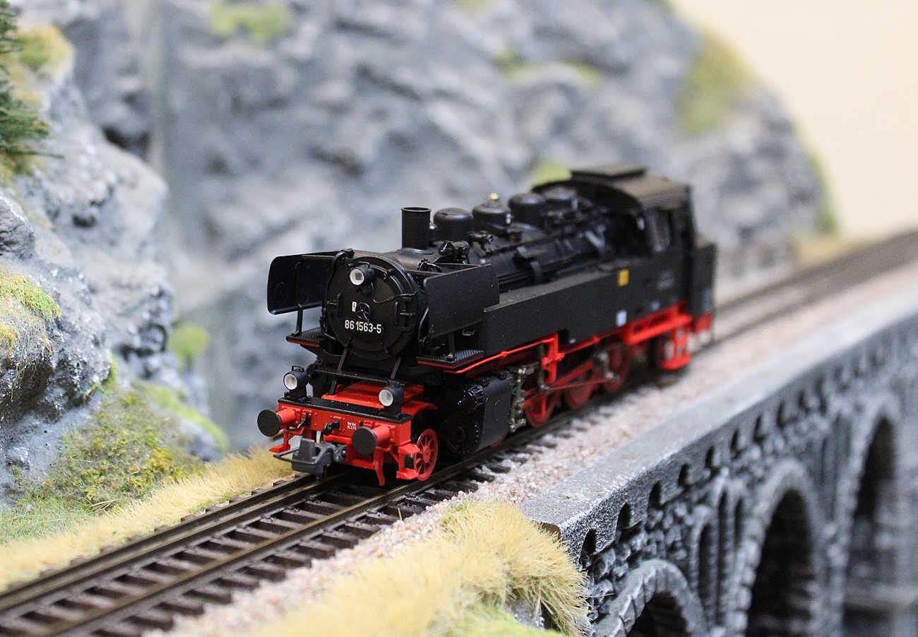 Roco 7100032 H0 Dampflokomotive BR 86 1563-5 DR ,Ep IV