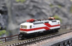 Fleischmann 7560075 N Elektrolokomotive BR 243 EBS ,Ep VI
