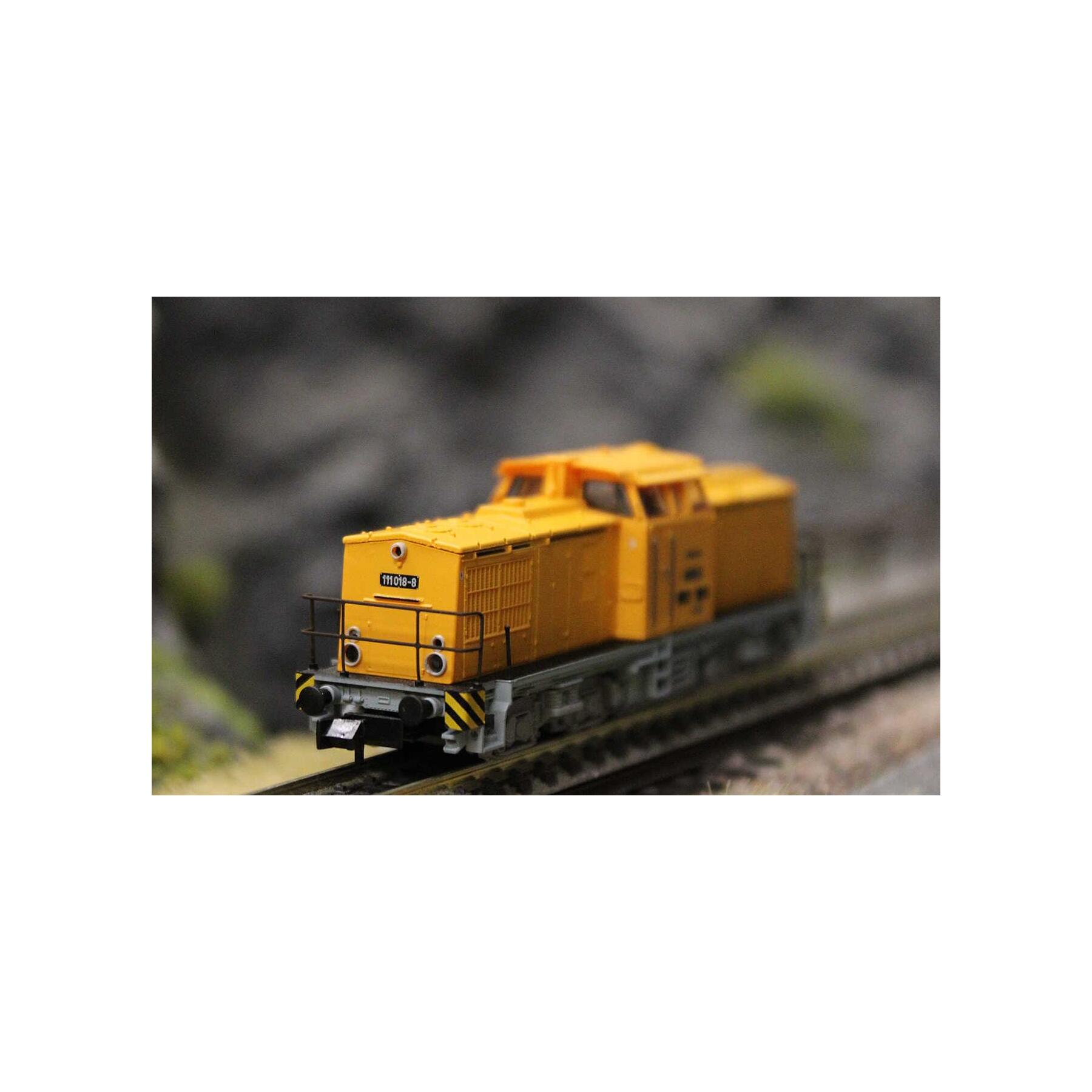 Fleischmann 7360039 N Diesellokomotive BR 111 DR ,Ep IV