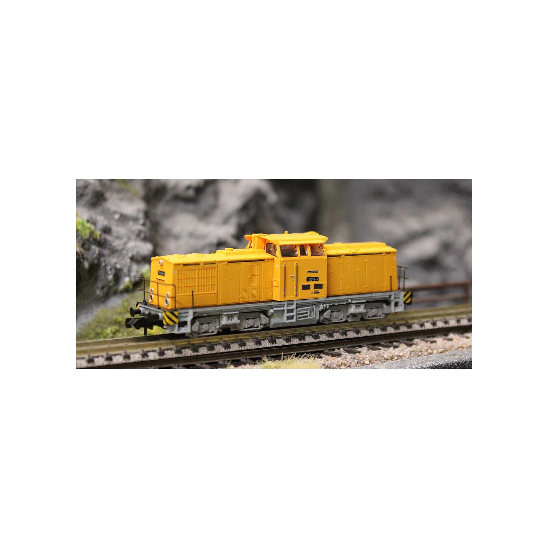 Fleischmann 7360039 N Diesellokomotive BR 111 DR ,Ep IV