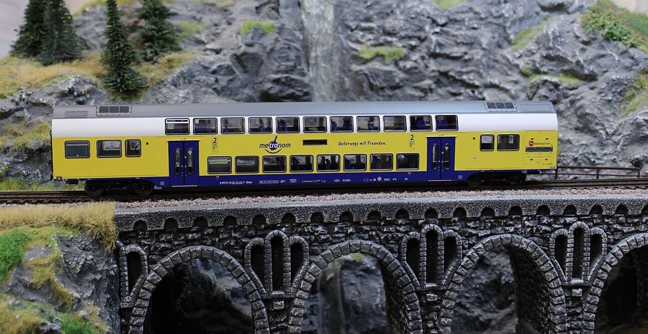 Brawa 44595 H0  Doppelstock-Mittelwagen 2.Klasse Metronom (RE 3 Hamburg Hbf)