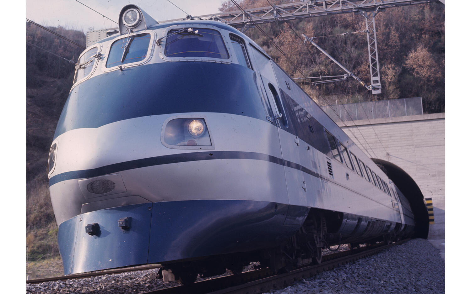 Rivarossi HR9014 H0 4-tlg. Set des Hochgeschwindigkeitszug ETR 401 FS, „Rapido 871/872 Rom-Ancona”, 50 Jahre ETR 401