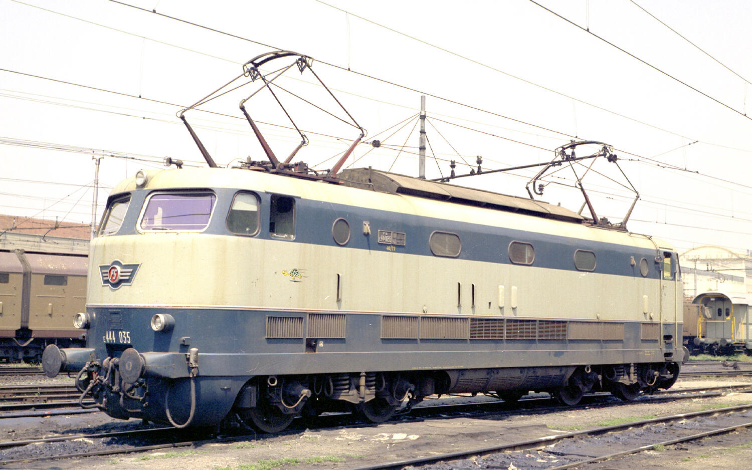 Arnold HN2687S N Elektrolokomotive E.444 1. Serie FS, Ursprungsfarbgebung ohne roten Streifen, silberne Zierleisten, braune Drehgestelle - Sound Version