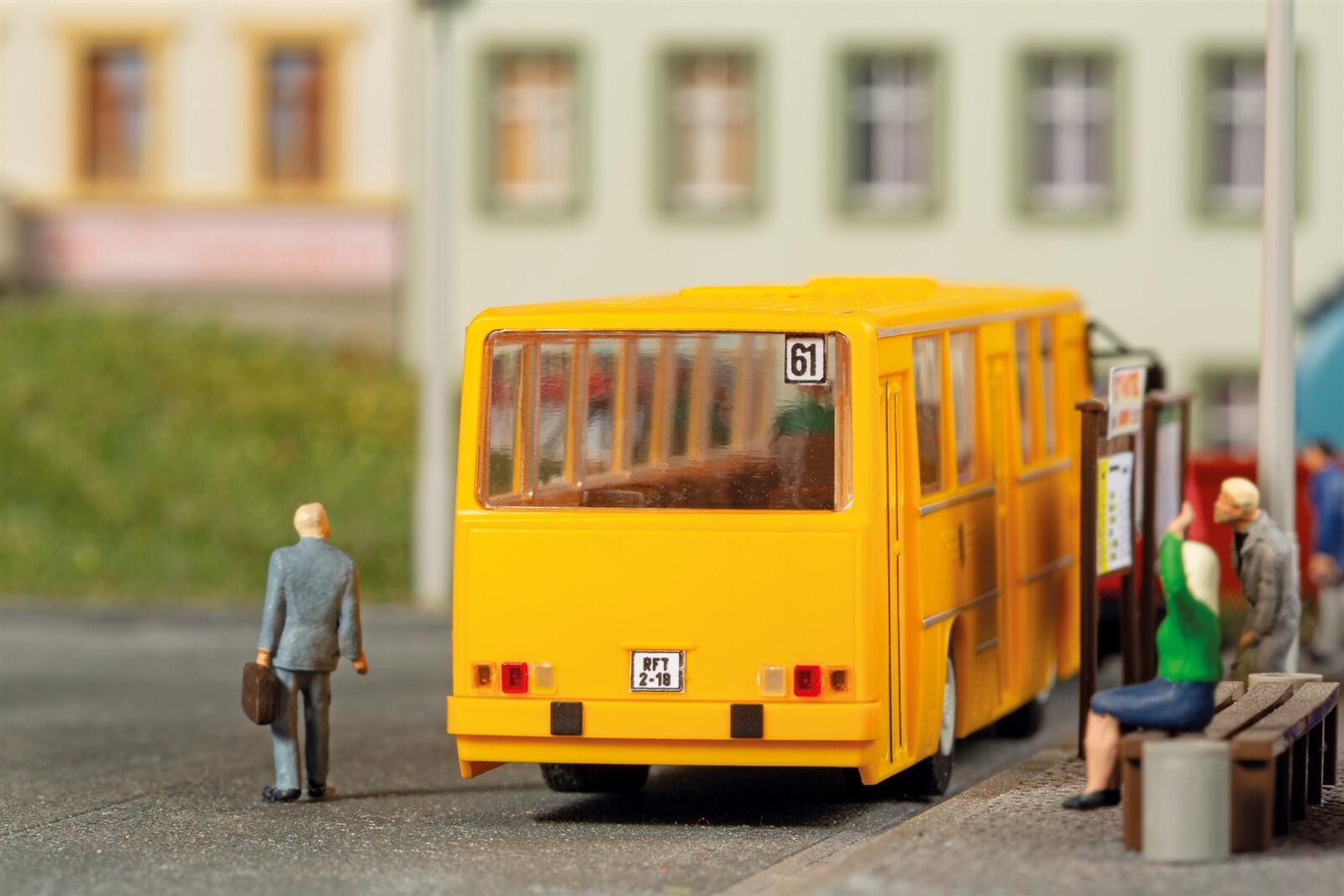 Auhagen 66056 TT IKARUS 260 "Dresden"