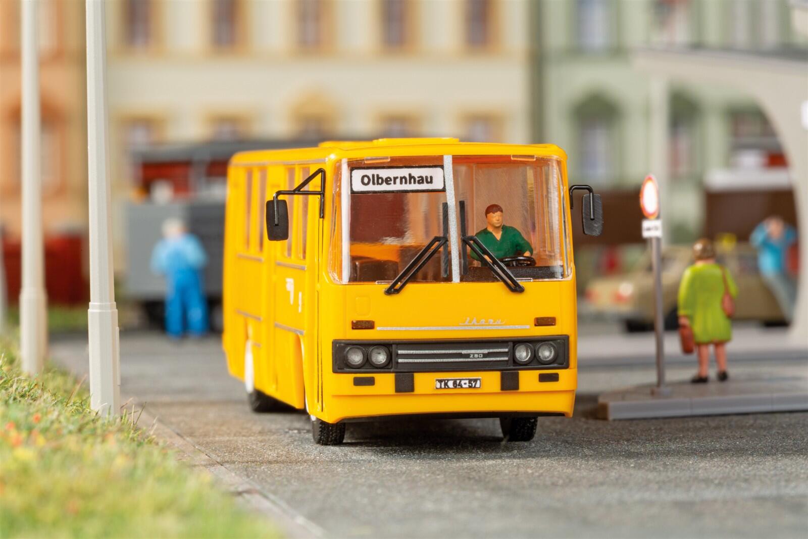 Auhagen 66057 TT IKARUS 260 "Karl-Marx-Stadt"