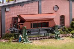 Faller 120323 H0 2 Spindelhebeböcke mit aufgebocktem...