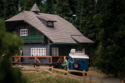 Faller 130010 H0 Jubiläumsmodell Schwarzwaldhaus mit...