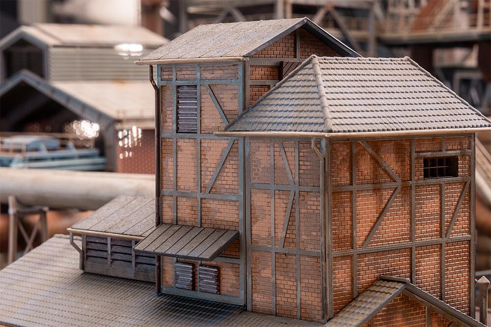 Faller 130024 H0 Gebläsehalle mit Rohrleitungen