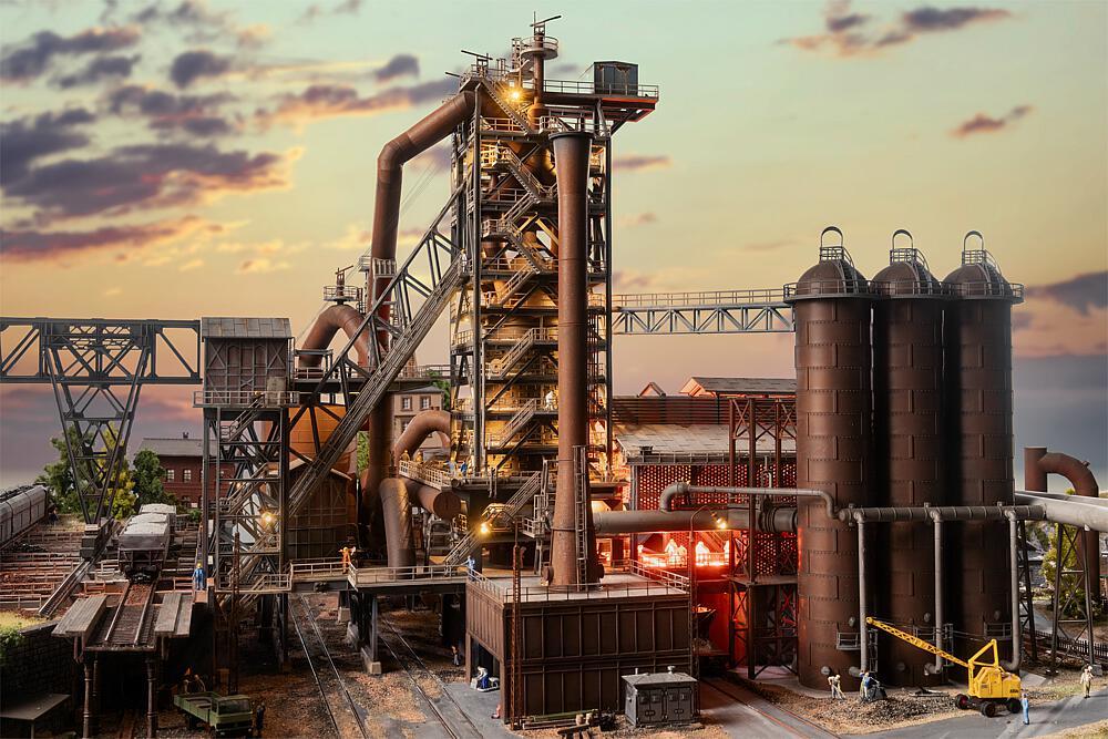 Faller 130026 H0 Hochofen mit Gießhalle