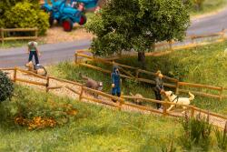 Faller 151745 H0 Spaziergänger mit Hunden