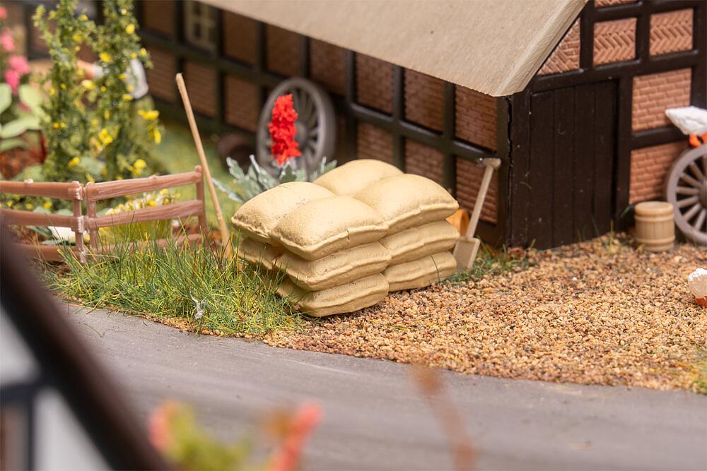 Faller 180010 H0 30 Säcke, gestapelt