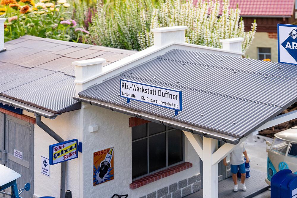 Faller 330821 G Tankstelle mit Werkstatt