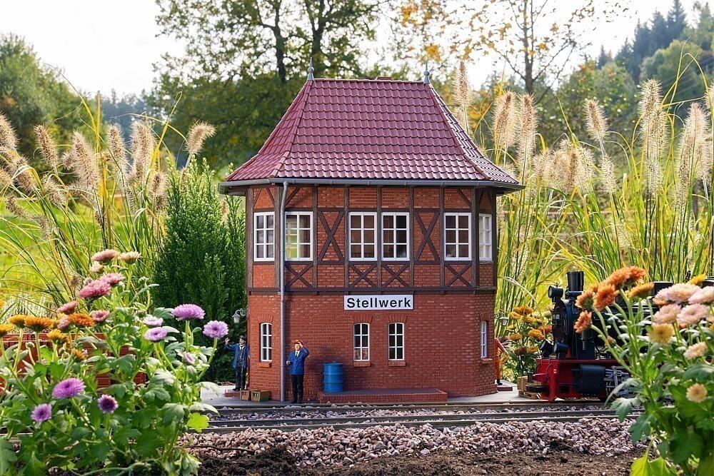 Faller 330883 G Stellwerk mit Fachwerk