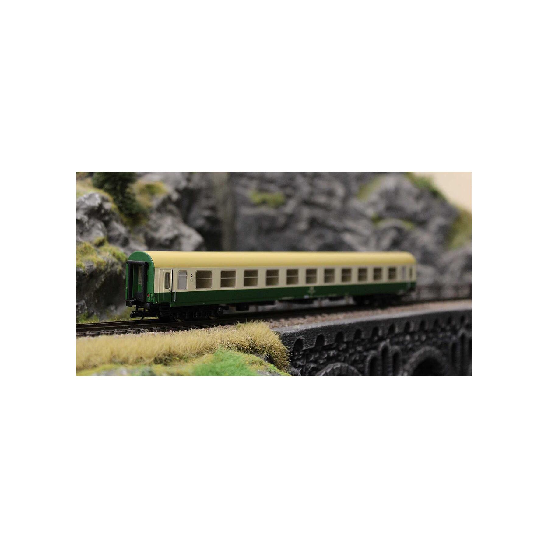 Tillig 01124 TT Reisezugwagenset der DR