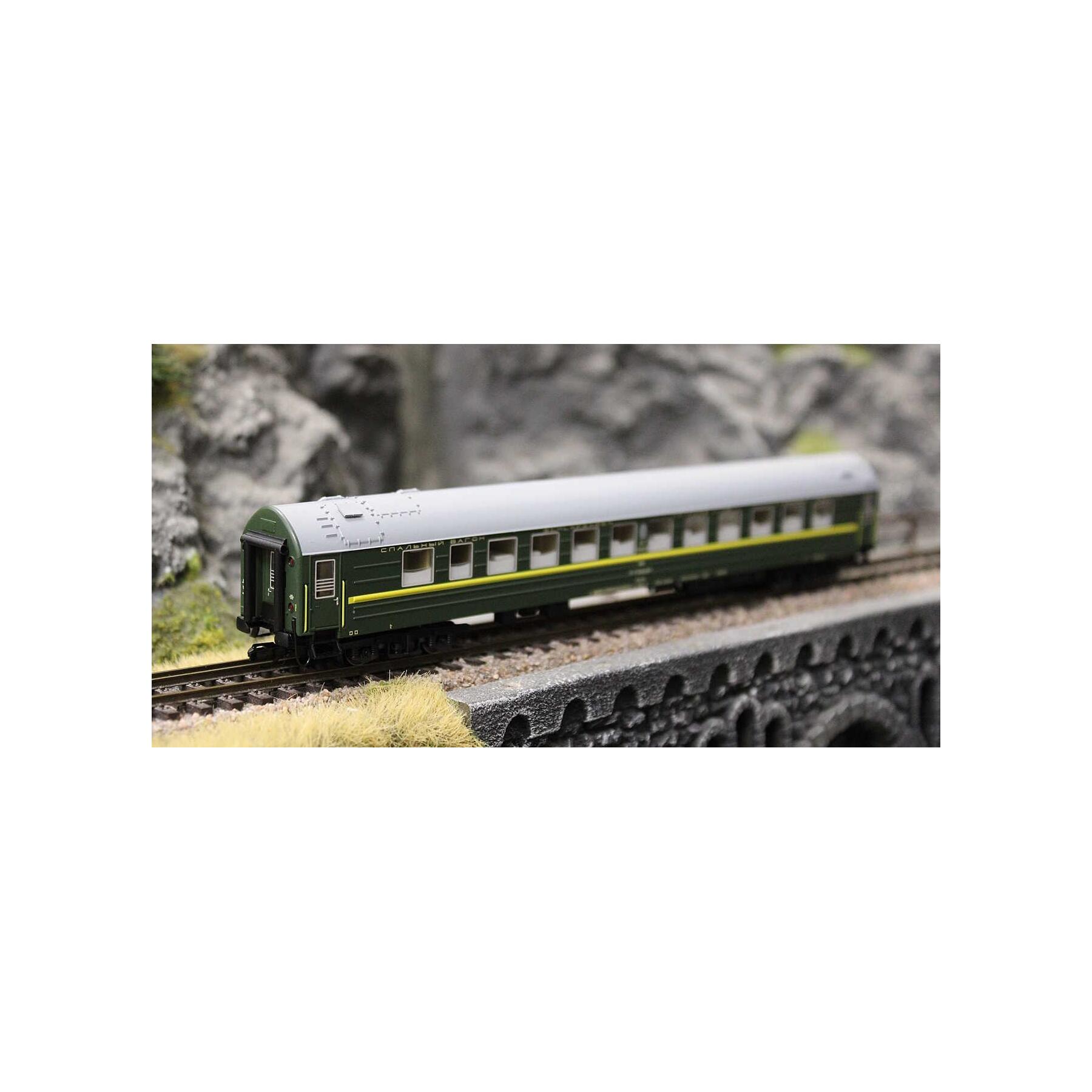 Tillig 16711 TT Weitstreckenschlafwagen WLABm der SZD