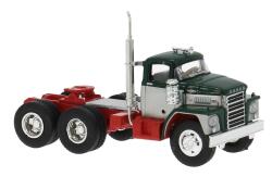 Brekina 86303 H0 Dodge LCF Sattelzugmaschine in grün